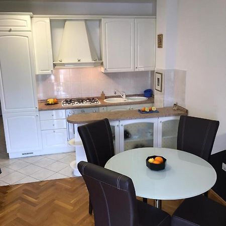 Apartman Jumic Malinska Buitenkant foto